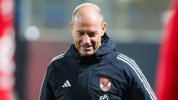 «توروب» يرد على مطالب جماهير الأهلي برحيله: «أحترم آرائكم وأتمسك بمشروعي»