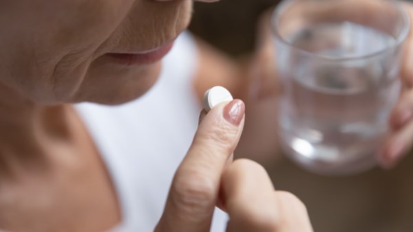 أدوية ضغط الدم الشائعة تسبّب نوبات خطيرة لكبار السن والنساء