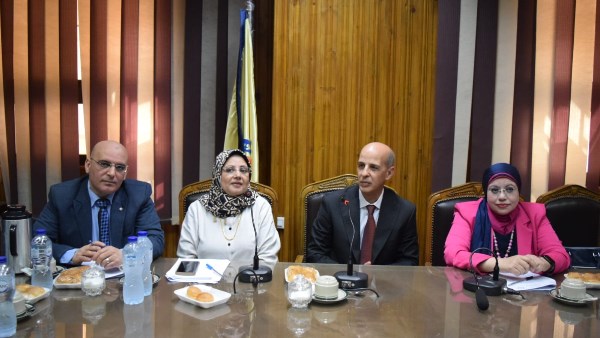 آداب بني سويف تستعرض خطة ترشيد الاستهلاك