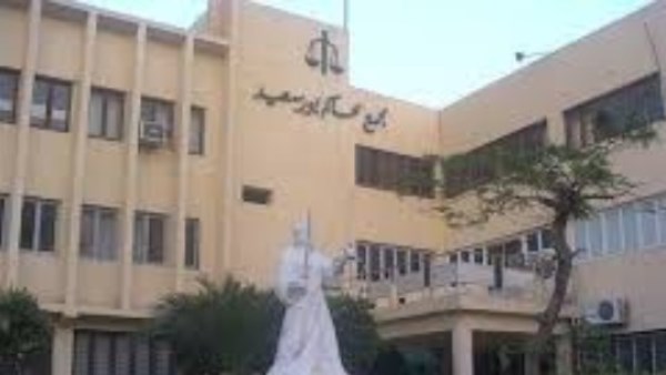 ضربه بـ البوكس .. تجديد حبس طالب بورسعيد المتعدي على مدرّسه ضربه بـ البوكس .. تجديد حبس طالب بورسعيد المتعدي على مدرّسه