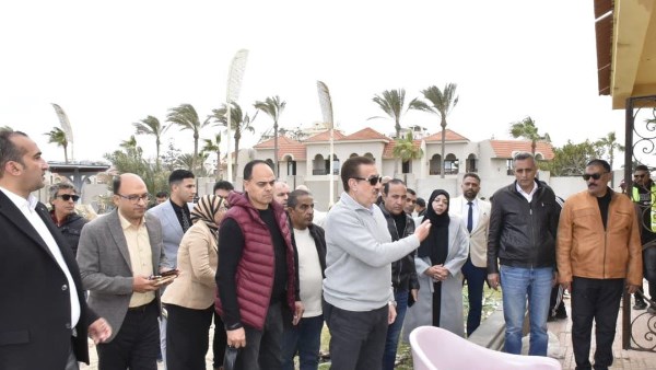 استعدادات مكثفة لتجهيز شاطئ بورسعيد ورفع جاهزيته لاستقبال المواطنين بأعياد الربيع