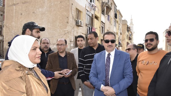 محافظ بورسعيد يتابع ميدانيًا أعمال تطوير المنطقة الرابعة والأماكن المحيطة | شاهد