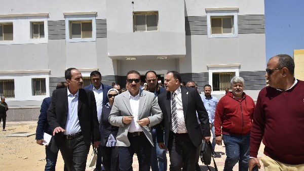 محافظ بورسعيد يُشدّد على الانتهاء من تجهيز الوحدة الصحية بـ«سلام مصر» والتشغيل خلال أسبوع | شاهد
