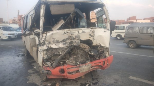 مصرع شخص وإصابة 11 آخرين في انقلاب سيارة على طريق بنها شبرا الحر