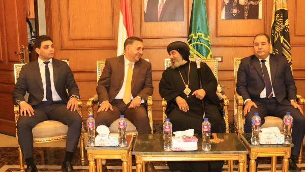 محافظ القليوبية يهنئ الأنبا نوفير أسقف شبين القناطر بعيد القيامة المجيد