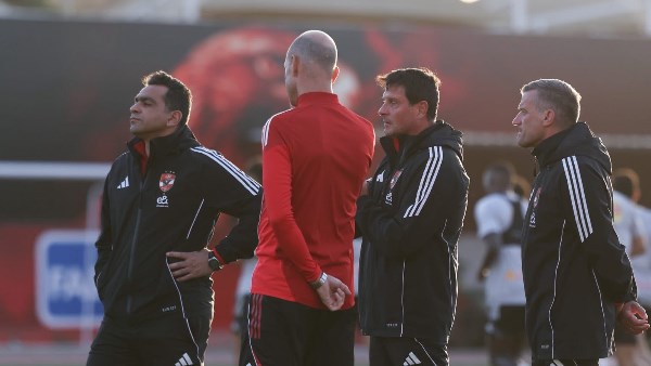 أزمة الكرة المصرية في عدم تطبيق اللوائح.. ونظام الدوري لا يعجبني