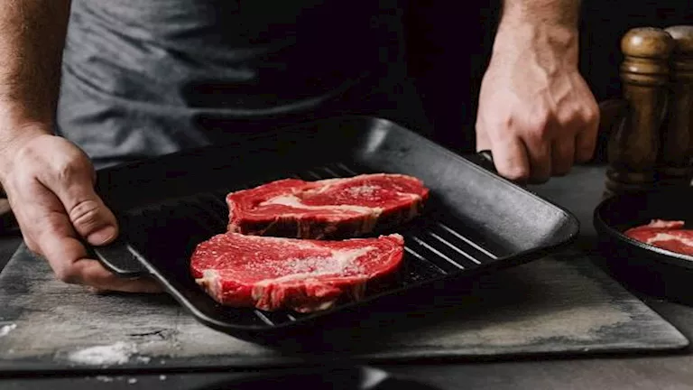 تعرف على ضوابط اختيار اللحوم الطازجة في عيد الأضحى