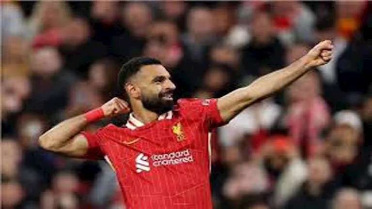 صلاح في عيون نجوم ليفربول: “حمل الفريق على عاتقه ولا يرحم”
