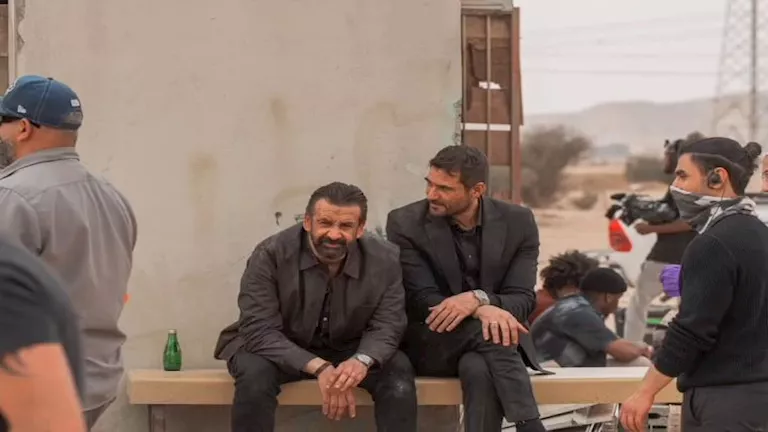 فيديو| كواليس فيلم “7 Dogs” قبل عرضه بالسينمات