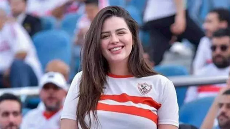بالصور.. فنانات ظهرن بقميص نادي الزمالك