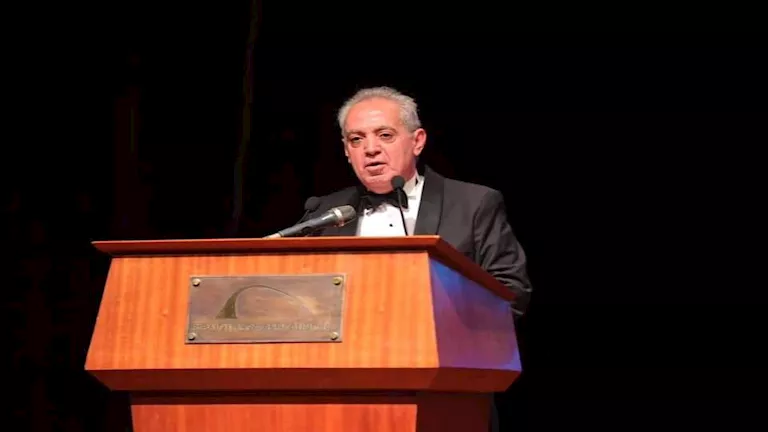 أول تعليق من الأمير أباظة عن مصير مهرجان الإسكندرية بعد اعتذار مديره
