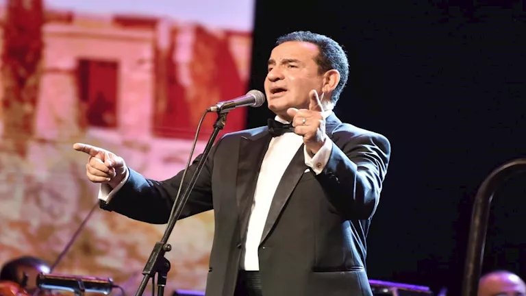 تفاصيل أزمات محمد ثروت الصحية في القلب قبل جراحة المرارة