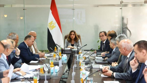 وزيرة التنمية المحلية والبيئة تستعرض موازنة 2026/2027.. وتعظيم الموارد لدعم التنمية الخضراء وزيرة التنمية المحلية والبيئة تستعرض موازنة 2026/2027.. وتعظيم الموارد لدعم التنمية الخضراء