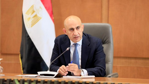 موعد امتحانات الدور الثاني لطلاب جميع الصفوف .. قرار عاجل الآن