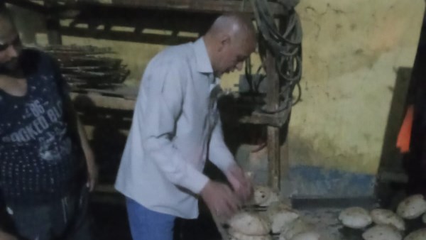 محافظ أسيوط: تحرير 186 محضرًا تموينيًا خلال حملات مكثفة على المخابز البلدية