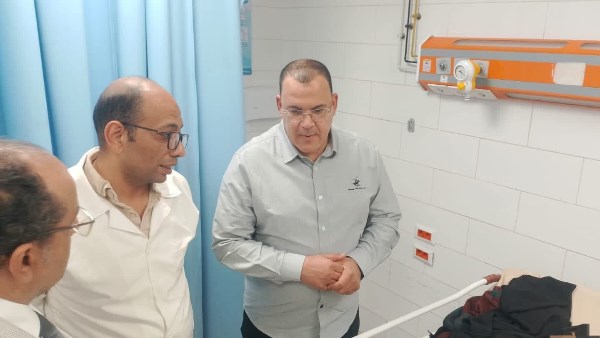 جولات ليلية مفاجئة لمدير الرعاية الصحية داخل مستشفى زهور بورسعيد