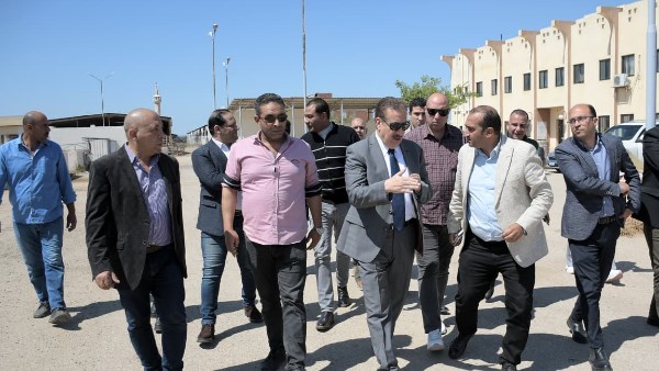 محافظ بورسعيد يصدق على تزويد محطة تسمين الماشية بـ 500 رأس ماشية لتلبية احتياجات المواطنين