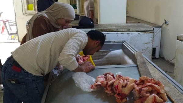بورسعيد.. ضبط مخزن غير مرخص وبداخله 1.4 طن دهون ولحوم فاسدة