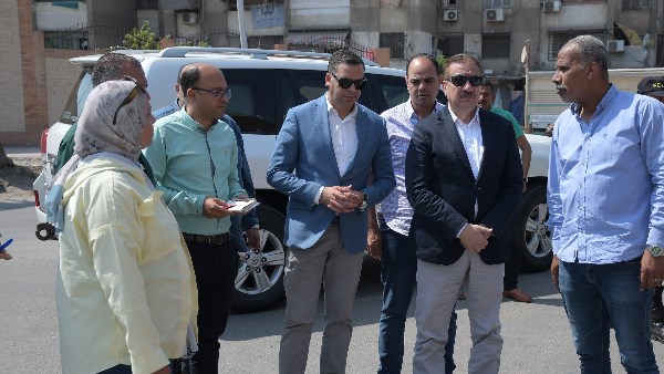 محافظ بورسعيد يوجه ببدء أعمال تطوير ورفع كفاءة مساكن بنك الشاي.. صور