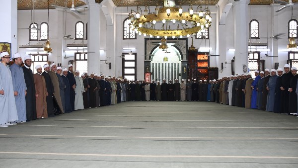 وزارة الأوقاف تسير قافلة دعوية موسعة لأحياء عين شمس والمرج لنشر الوعي الديني