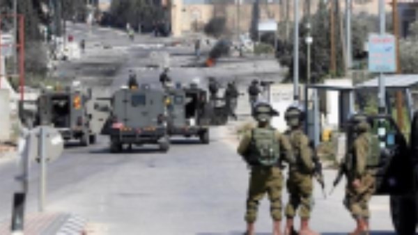 قوات الاحتلال تقتحم مجمع فلسطين الطبي في مدينة رام الله