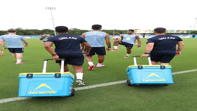 حذاء بيلينجهام وطاولات التدليك.. قائمة المسروقات تهز منتخب إنجلترا | مصراوي