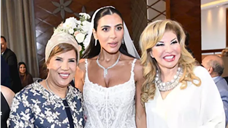 هالة سرحان تنشر صورا من حفل زفاف ابنة وزيرة الثقافة | مصراوي