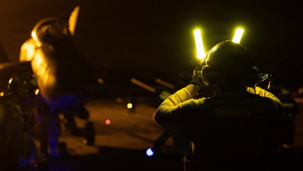مقتل قيادي في داعش خلال غارة جوية على سوريا