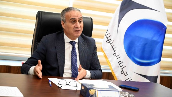 قبل طرحها بالأسواق.. ضبط 12 طنا من زيوت السيارات المغشوشة في الدقهلية