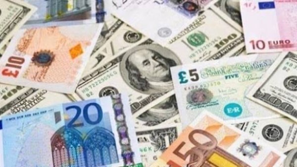 الدينار الكويتي بكام؟..أسعار العملات العربية والأجنبية اليوم الثلاثاء