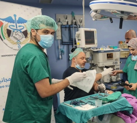 مع تدهور الوضع الطبي في فلسطين: 1 تجمع الأطباء الفلسطينيين المستقلين يقود جهوداً ومبادرات صحية لدعم المتضررين في المناطق النائية