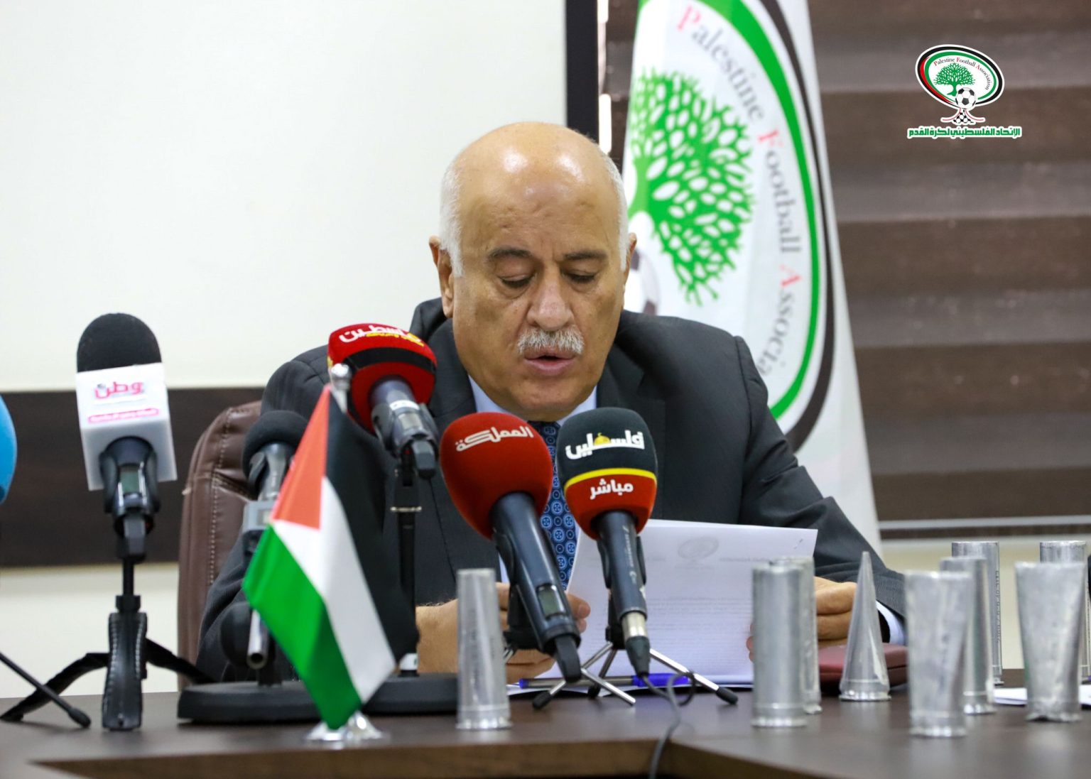 أميركا وكندا ترفضان منح تأشيرة دخول لرئيس اتحاد الكرة الفلسطيني جبريل الرجوب