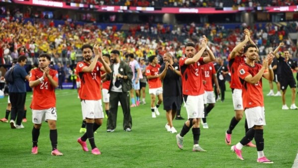 نجوم كبار حول العالم أكدوا تعرض منتخب مصر لظلم تحكيمي أمام الأرجنتين