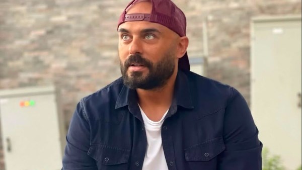 أحمد صلاح حسني يهنئ عمرو دياب وتركي آل الشيخ