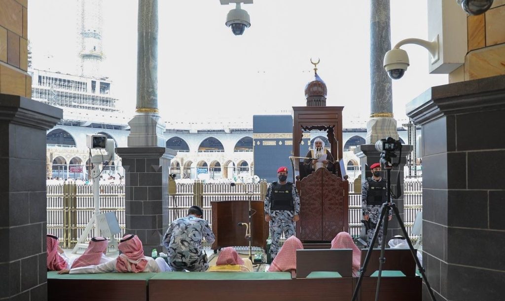 الله أثنى على 10 أعمال وأهلها