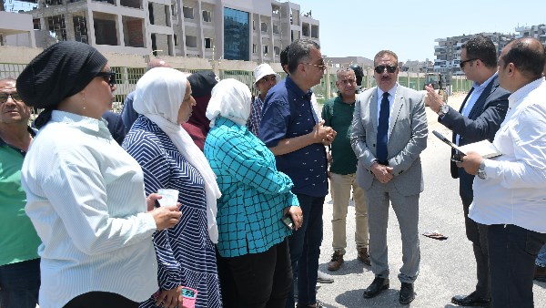 محافظ بورسعيد يتفقد الانتهاء من أعمال الحفر وطبقة الأساس لتوسعات شارع غرب إستاد النادي المصري محافظ بورسعيد يتفقد الانتهاء من أعمال الحفر وطبقة الأساس لتوسعات شارع غرب إستاد النادي المصري