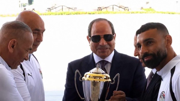 تكريم الرئيس للمنتخب أسعد المصريين.. ورسالة بأن الدولة تقف خلف أبطالها