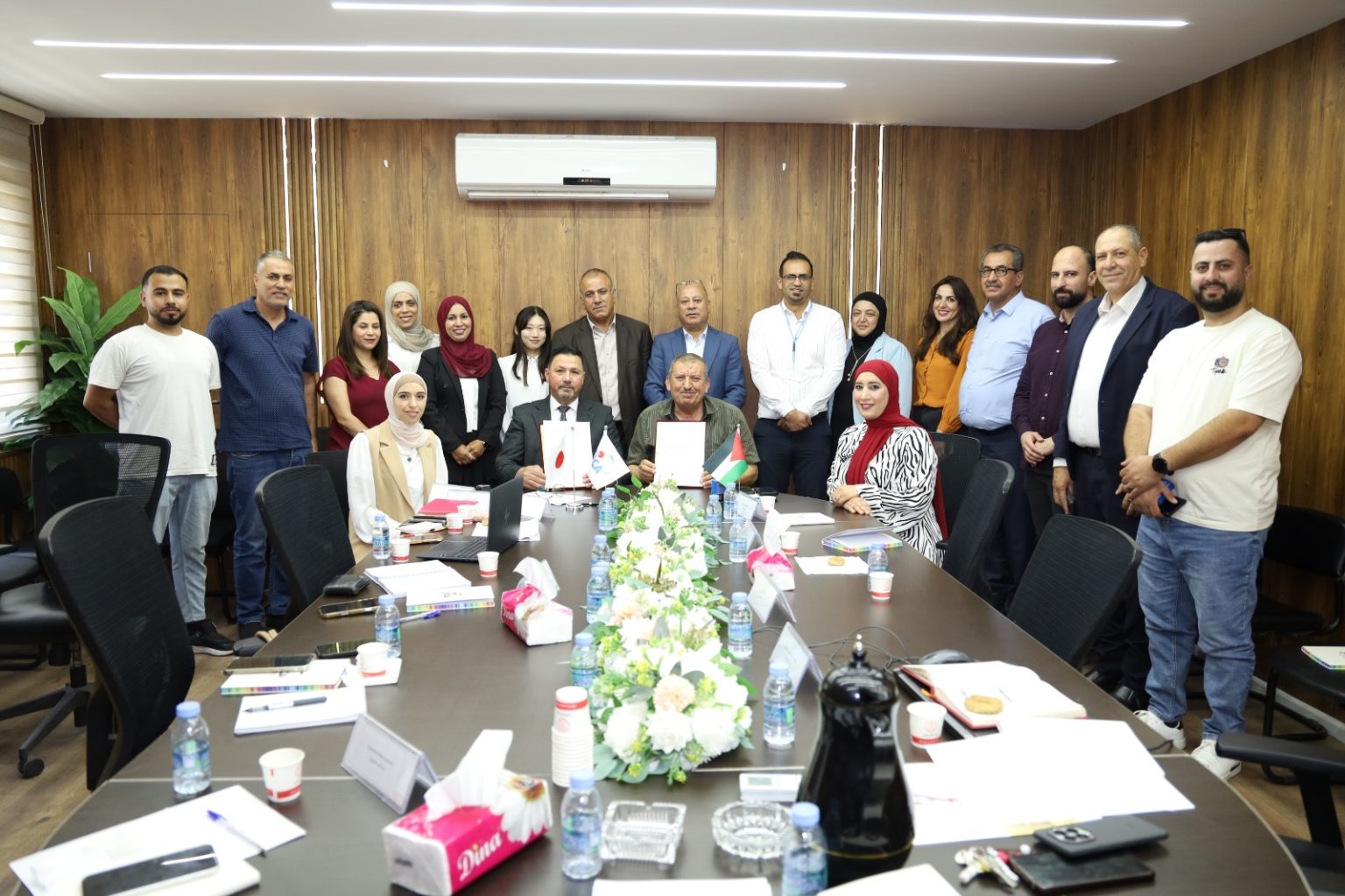 اللجنة الشعبية للخدمات توقع اتفاقية المرحلة الأولى لتأهيل بئر مياه في مخيم عين السلطان بتمويل ياباني