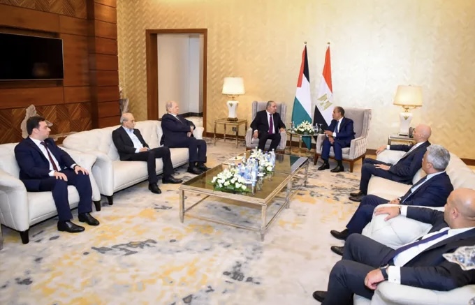 مباحثات مصرية فلسطينية حول تدهور الأوضاع في الضفة الغربية والأزمة الإنسانية في غزة