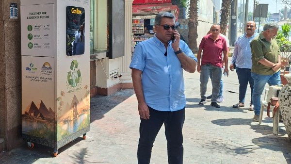 سكرتير عام مساعد محافظة الجيزة: متعهدو القمامة جزء أساسي من منظومة ماكينات جمع البلاستيك سكرتير عام مساعد محافظة الجيزة: متعهدو القمامة جزء أساسي من منظومة ماكينات جمع البلاستيك