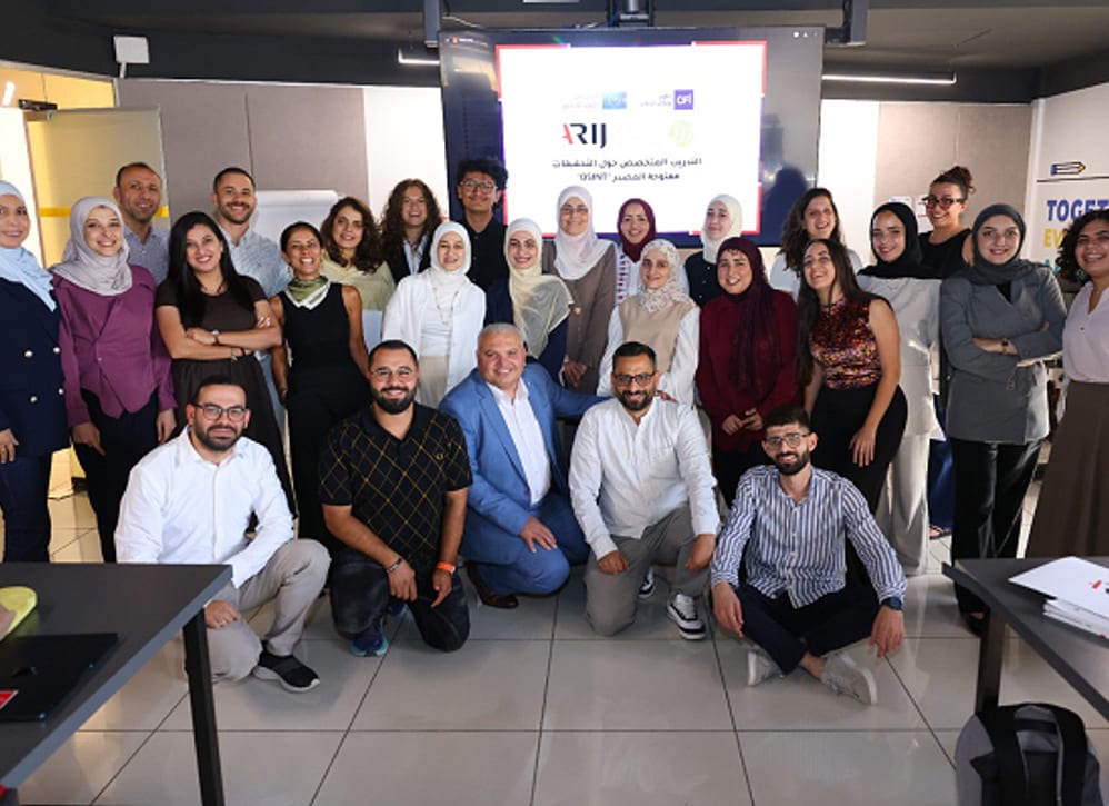 مركزا “حملة” و”أريج” ينهيان برنامج تدريبي في المصادر المفتوحة لـ 24 صحافيًا فلسطينيًا