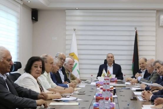 “التنفيذية” تبحث اخر الأوضاع وترحب بإعلان الاتفاق على تنفيذ المرحلة الثانية من وقف إطلاق النار