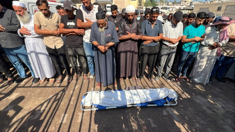 غزة : اصابات ببيت لاهيا وتشييع جثمان طفل بخان يونس