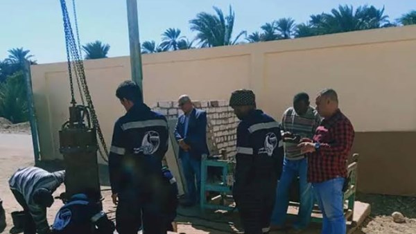 إصلاح مواتير المياه بقرية الكلبشة في أسوان بعد تعطلها