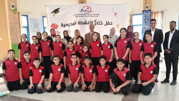 مدير تعليم قنا يتابع تطبيق أنشطة “التوكاتسو” التربوية اليابانية وجاهزية الفصول الدراسية