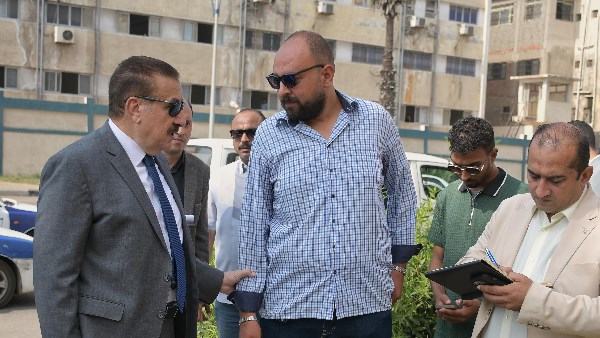 محافظ بورسعيد يتابع الموقف التنفيذي لأعمال تطوير القطاع الثاني بالمنطقة الرابعة بحي المناخ محافظ بورسعيد يتابع الموقف التنفيذي لأعمال تطوير القطاع الثاني بالمنطقة الرابعة بحي المناخ