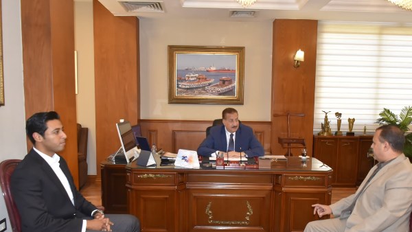محافظ بورسعيد يستقبل نقيب المهندسين بالمحافظة لبحث عدد من الملفات وتعزيز التعاون المشترك محافظ بورسعيد يستقبل نقيب المهندسين بالمحافظة لبحث عدد من الملفات وتعزيز التعاون المشترك