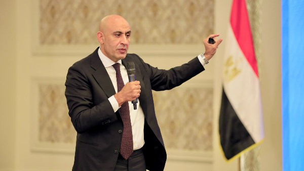 حقيقة تقسيم العام الدراسي بالمدارس لأربعة فصول من العام القادم|التعليم تحسم الجدل