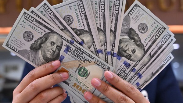 سعر  الدولار