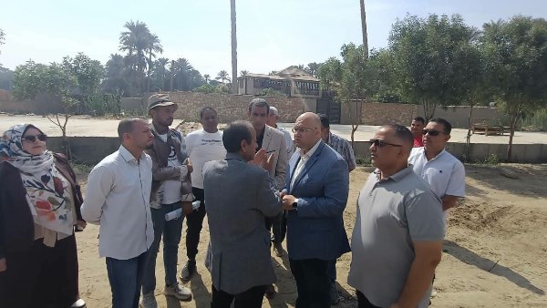 نائب محافظ الجيزة يتفقد أعمال استكمال توسعة ورصف طريق المنصورية بأبو النمرس لمواجهة التكدسات المرورية نائب محافظ الجيزة يتفقد أعمال استكمال توسعة ورصف طريق المنصورية بأبو النمرس لمواجهة التكدسات المرورية